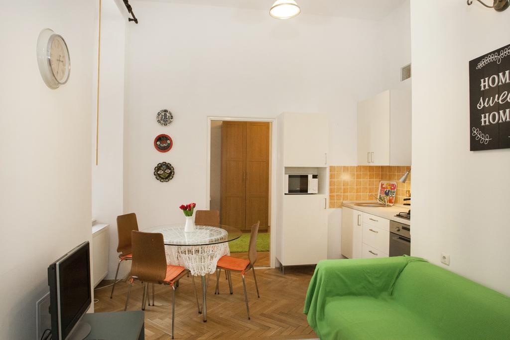 Carolyn Apartman In The Old City Apartman Budapest Kültér fotó